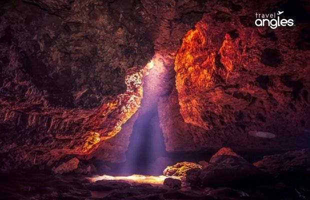 meghalaya caves